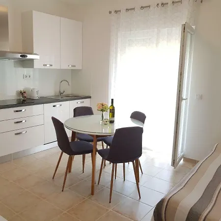 Apartman Three Roses *