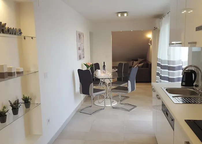 Apartman Three Roses *