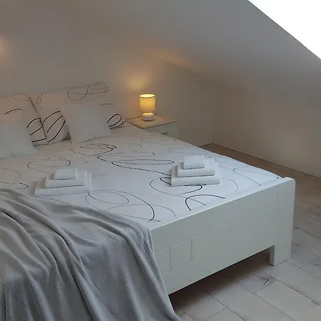 Daire Three Roses Split