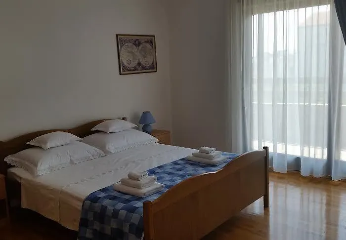 Apartamento Three Roses