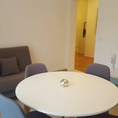 Three Roses Apartman Split